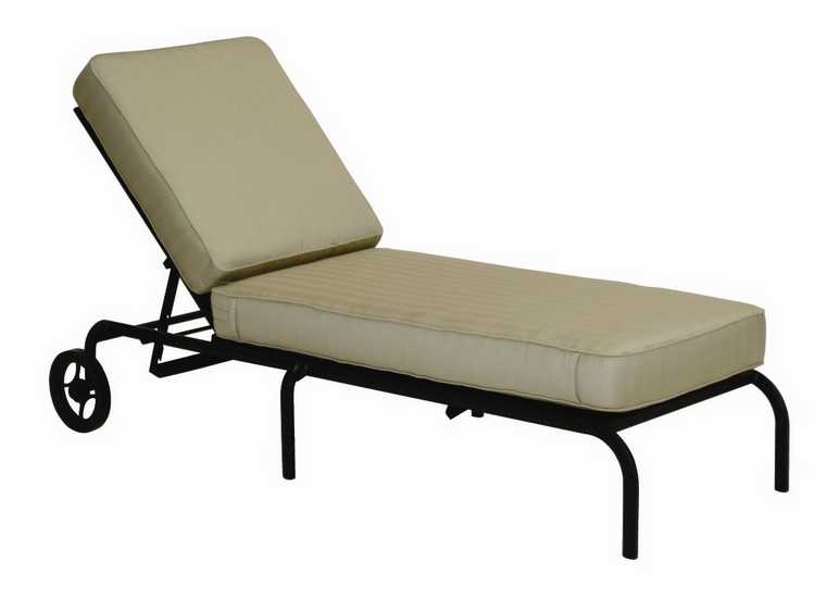 Landgrave Royale Aluminum Cushion Side Adjustable Chaise Lounge